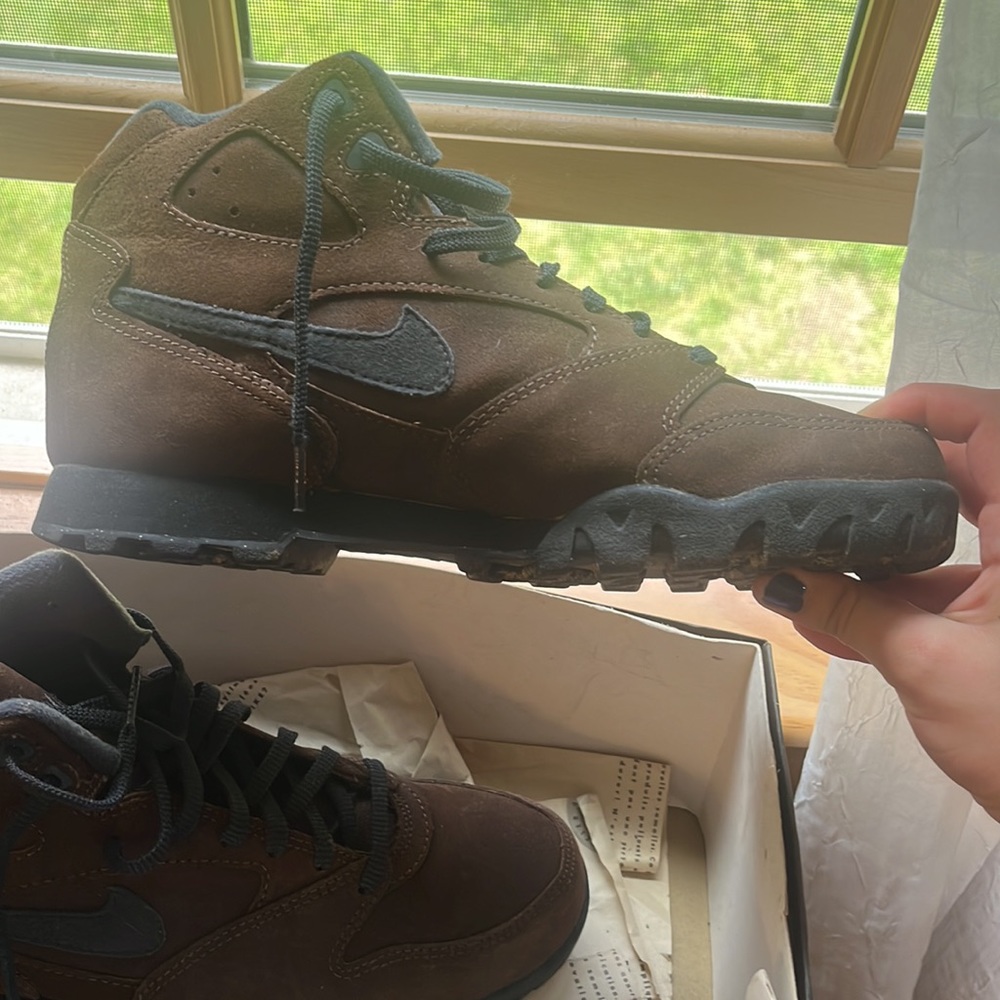 Black and Brown Hiking Sneakers
